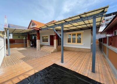 302 Sqm., 3 Beds, 2 Baths House listed for ฿ 4,830,000.