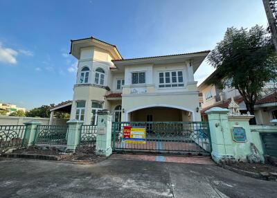 268 Sqm., 3 Beds, 3 Baths House listed for ฿ 4,830,000.