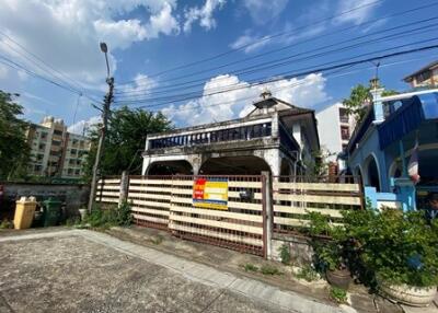 250 Sqm., 1 Bed, 1 Bath House listed for ฿ 4,725,000.