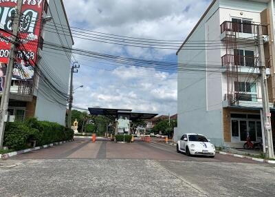 238 Sqm., 1 Bed, 1 Bath House listed for ฿ 4,725,000.