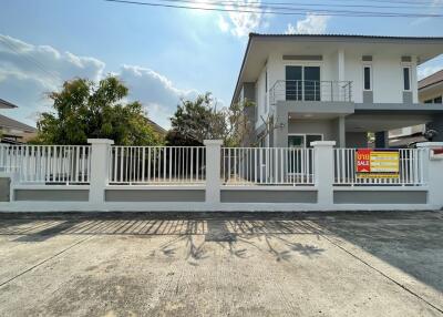 320 Sqm., 3 Beds, 1 Bath House listed for ฿ 4,725,000.