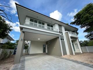 326 Sqm., 3 Beds, 1 Bath House listed for ฿ 4,725,000.