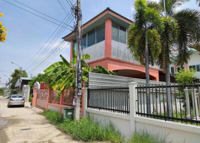 360 Sqm., 1 Bed, 1 Bath House listed for ฿ 4,723,000.