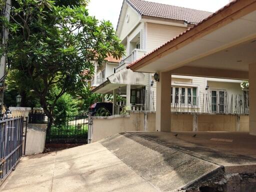 256 Sqm., 1 Bed, 1 Bath House listed for ฿ 4,620,000.