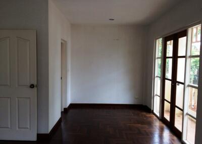 256 Sqm., 1 Bed, 1 Bath House listed for ฿ 4,620,000.