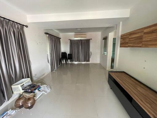 253 Sqm., 3 Beds, 1 Bath House listed for ฿ 4,410,000.