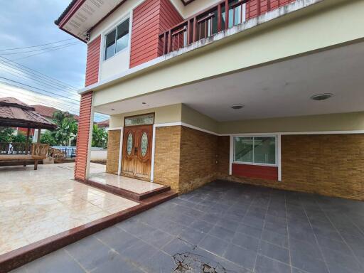 337 Sqm., 3 Beds, 1 Bath House listed for ฿ 3,300,000.