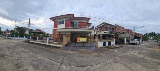 337 Sqm., 3 Beds, 1 Bath House listed for ฿ 3,300,000.