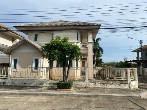 202 Sqm., 3 Beds, 2 Baths House listed for ฿ 4,305,000.