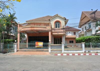 336 Sqm., 3 Beds, 3 Baths House listed for ฿ 4,305,000.