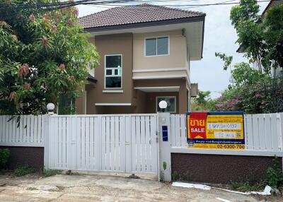 208 Sqm., 3 Beds, 2 Baths House listed for ฿ 4,274,000.