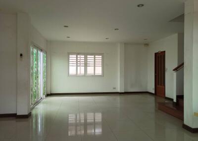 222 Sqm., 3 Beds, 1 Bath House listed for ฿ 4,200,000.