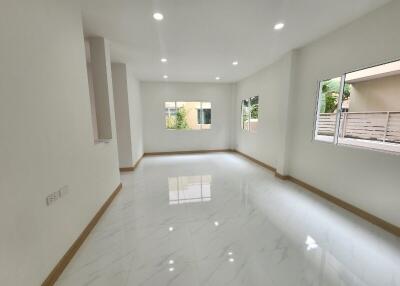 178 Sqm., 1 Bed, 1 Bath House listed for ฿ 4,200,000.