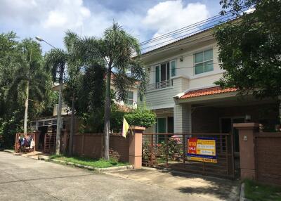 218 Sqm., 3 Beds, 3 Baths House listed for ฿ 4,200,000.