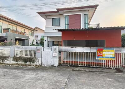 252 Sqm., 3 Beds, 3 Baths House listed for ฿ 3,150,000.