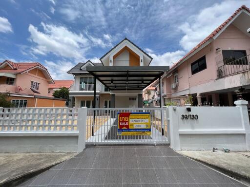 276 Sqm., 3 Beds, 2 Baths House listed for ฿ 4,095,000.