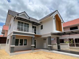 276 Sqm., 3 Beds, 2 Baths House listed for ฿ 4,095,000.