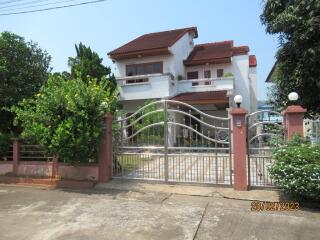 285 Sqm., 3 Beds, 2 Baths House listed for ฿ 4,095,000.