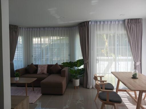 212 Sqm., 3 Beds, 2 Baths House listed for ฿ 4,020,000.