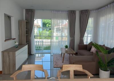 212 Sqm., 3 Beds, 2 Baths House listed for ฿ 4,020,000.