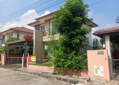 200 Sqm., 3 Beds, 2 Baths House listed for ฿ 3,990,000.