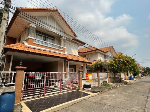 220 Sqm., 3 Beds, 3 Baths House listed for ฿ 3,990,000.