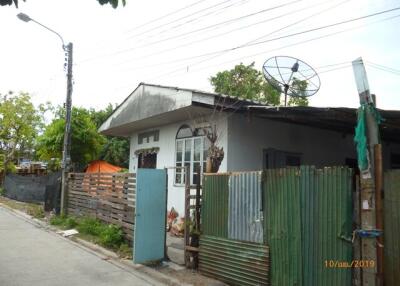 552 Sqm., 1 Bed, 1 Bath House listed for ฿ 3,946,000.