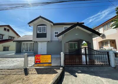 268 Sqm., 3 Beds, 3 Baths House listed for ฿ 3,200,000.