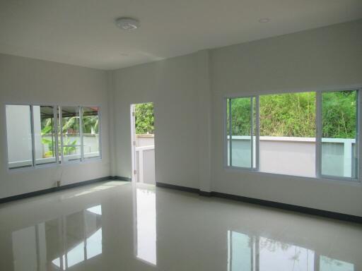 317 Sqm., 3 Beds, 2 Baths House listed for ฿ 3,885,000.