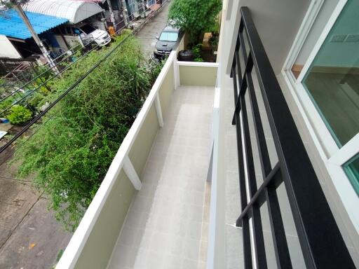 158 Sqm., 3 Beds, 2 Baths House listed for ฿ 3,885,000.