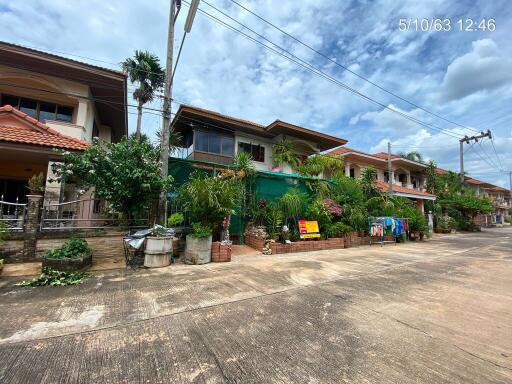 220 Sqm., 3 Beds, 1 Bath House listed for ฿ 3,885,000.