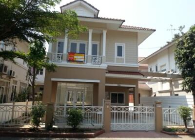 161 Sqm., 3 Beds, 3 Baths House listed for ฿ 3,885,000.