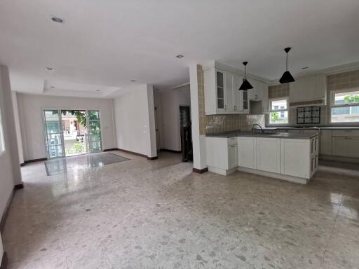 214 Sqm., 1 Bed, 1 Bath House listed for ฿ 3,885,000.