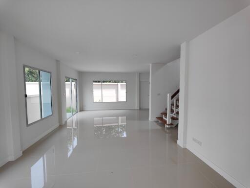 158 Sqm., 3 Beds, 2 Baths House listed for ฿ 3,000,000.