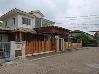 252 Sqm., 3 Beds, 2 Baths House listed for ฿ 3,200,000.