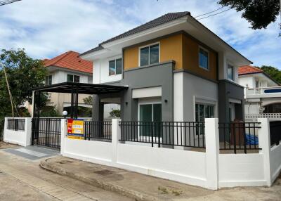 232 Sqm., 3 Beds, 3 Baths House listed for ฿ 3,780,000.