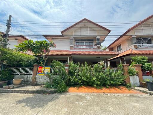200 Sqm., 1 Bed, 1 Bath House listed for ฿ 3,780,000.