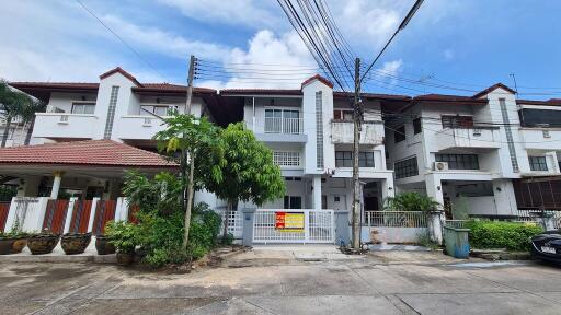 126 Sqm., 1 Bed, 1 Bath House listed for ฿ 3,740,000.