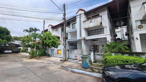 126 Sqm., 1 Bed, 1 Bath House listed for ฿ 3,740,000.