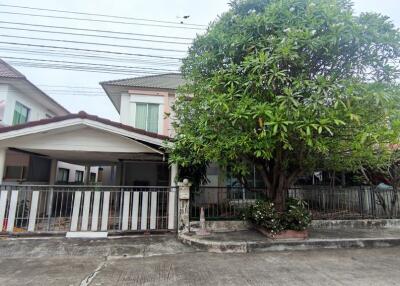 209 Sqm., 4 Beds, 3 Baths House listed for ฿ 3,728,000.