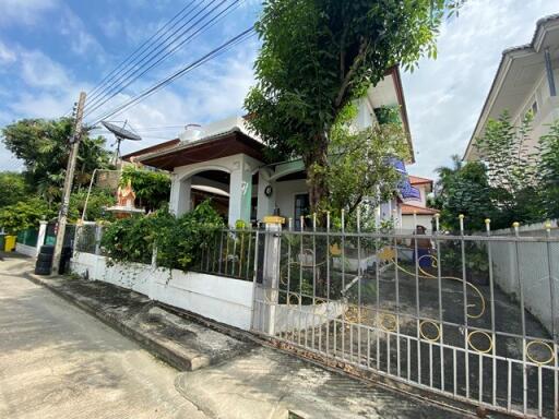 206 Sqm., 1 Bed, 1 Bath House listed for ฿ 3,675,000.