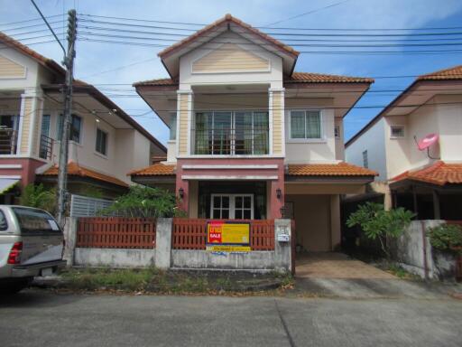 158 Sqm., 1 Bed, 1 Bath House listed for ฿ 3,675,000.