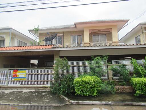 208 Sqm., 1 Bed, 1 Bath House listed for ฿ 3,675,000.