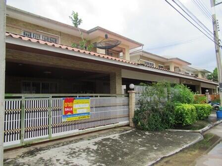 208 Sqm., 1 Bed, 1 Bath House listed for ฿ 3,675,000.