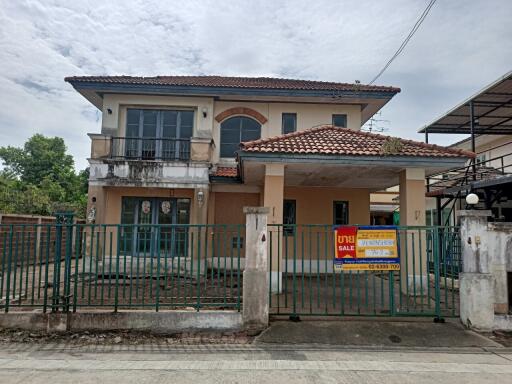 305 Sqm., 3 Beds, 2 Baths House listed for ฿ 3,675,000.