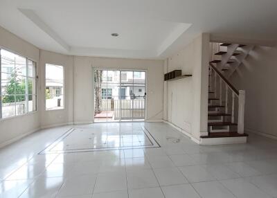 248 Sqm., 3 Beds, 3 Baths House listed for ฿ 2,900,000.