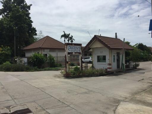 200 Sqm., 1 Bed, 1 Bath House listed for ฿ 3,570,000.