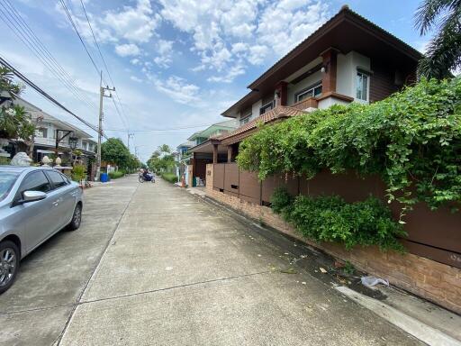 208 Sqm., 3 Beds, 2 Baths House listed for ฿ 3,570,000.