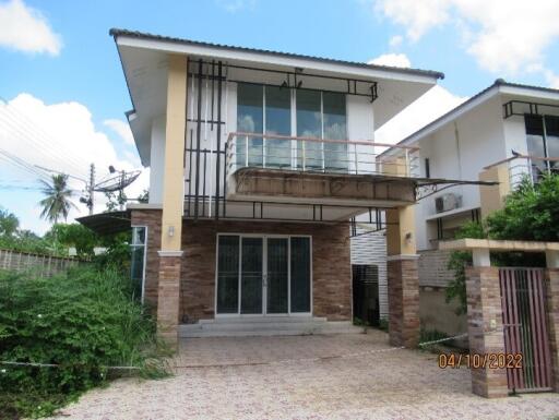 188 Sqm., 3 Beds, 3 Baths House listed for ฿ 3,570,000.