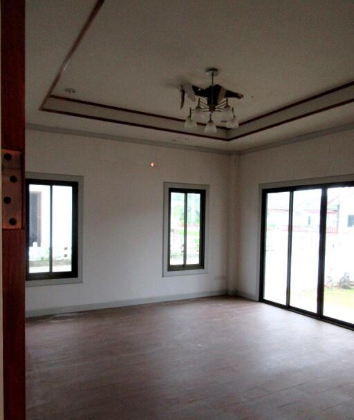 412 Sqm., 3 Beds, 2 Baths House listed for ฿ 3,570,000.